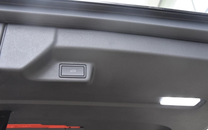 Volkswagen ID.Buzz cena 243063 przebieg: 15, rok produkcji 2023 z Gdańsk małe 379